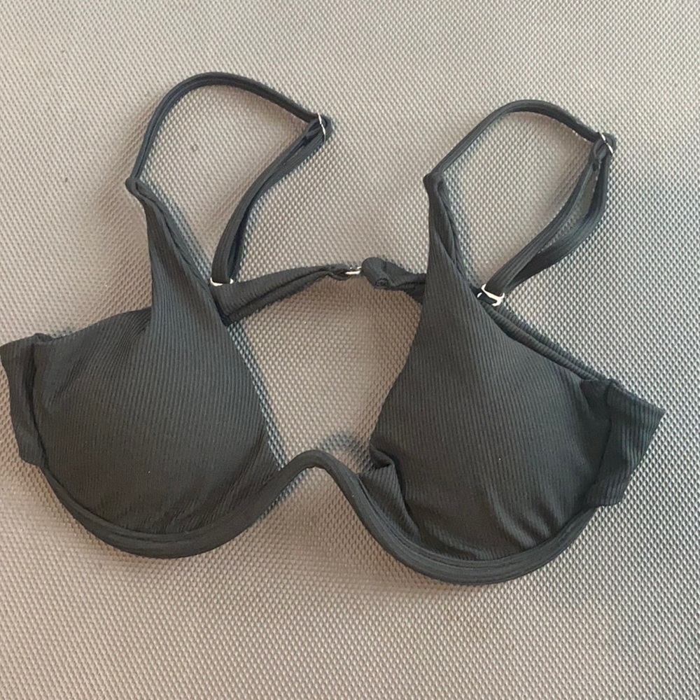 Bikini top
